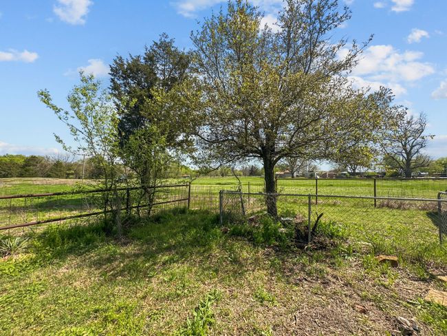 13080 Big Indian Rd, House other with 2 bedrooms, 1 bathrooms and null parking in Callisburg TX | Image 25