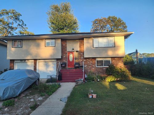54 Westfield Ave, Roosevelt, NY, 11575-2138 | Card Image
