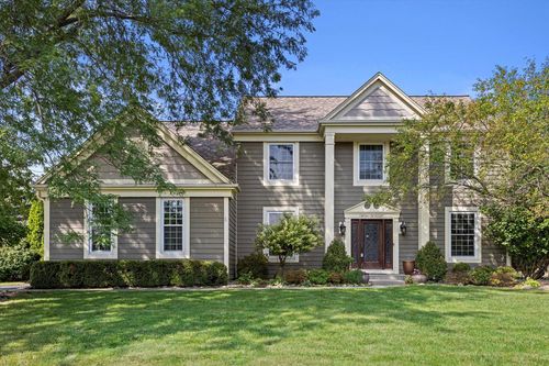W144N10327 Raintree Drive, Germantown, WI, 53022 | Card Image