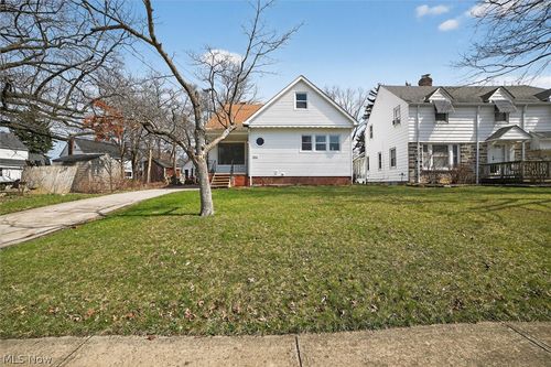 1851 Beverly Hills Dr, Euclid, OH, 44117-1831 | Card Image