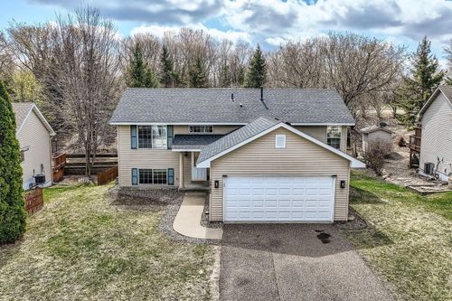 12740 Eveleth Path, Apple Valley, MN, 55124-8397 | Card Image