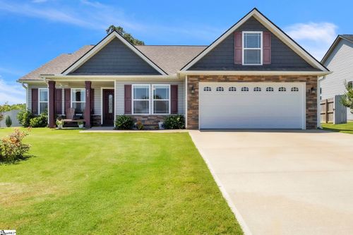 405 Kimbrell Oaks Dr, Boiling Springs, SC, 29316-9621 | Card Image