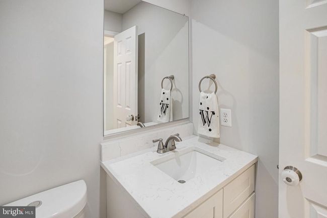 4397 Canterbury Ln, House other with 4 bedrooms, 4 bathrooms and null parking in Gainesville VA | Image 20