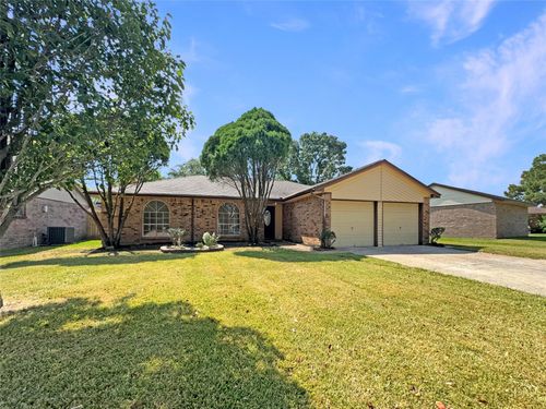 10110 Willmont Rd, La Porte, TX, 77571-4177 | Card Image