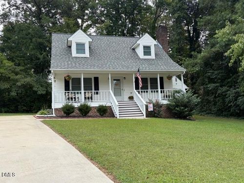 111 Fox Run, Henderson, NC, 27536-2944 | Card Image
