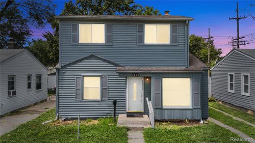 8818 Clippert St, Taylor, MI, 48180-2829 | Card Image