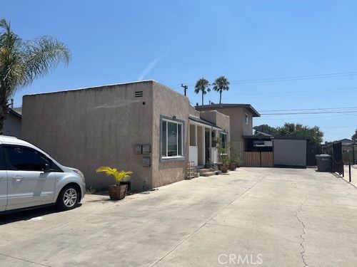 12426 224th St, Hawaiian Gardens, CA, 90716-1508 | Card Image