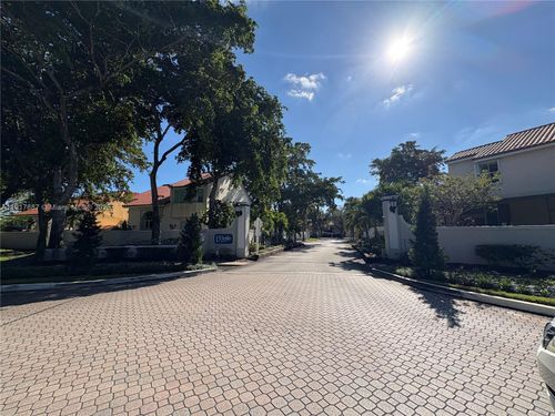 3195 N 36th Ave, Hollywood, FL, 33021-1343 | Card Image