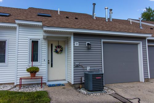 37-344 Elm Street, Milford, NH, 03055 | Card Image
