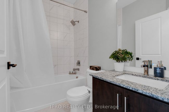 80 Inverary Cres, House attached with 4 bedrooms, 4 bathrooms and 1 parking in Vaughan ON | Image 33