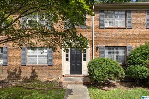d-2038 Montreat Cir, VESTAVIA HILLS, AL, 35216-3927 | Card Image