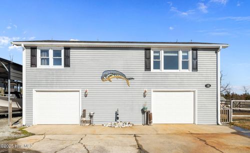 112 Croaker St, Davis, NC, 28524-7002 | Card Image