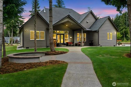 8022 57th Ln Ne, Olympia, WA, 98516-3007 | Card Image