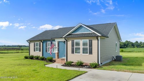 115 Adds Rd, Pikeville, NC, 27863-9202 | Card Image