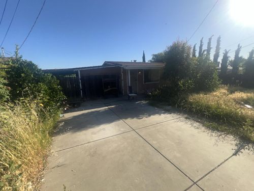 1005 North Ave, Sacramento, CA, 95838-3531 | Card Image