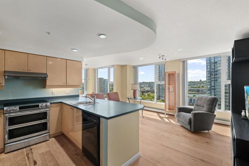 1207-1009 Expo Boulevard, Vancouver, BC, V6Z2V9 | Card Image