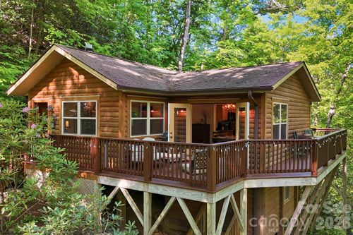 500 Winter Star Rd, Burnsville, NC, 28714-6915 | Card Image
