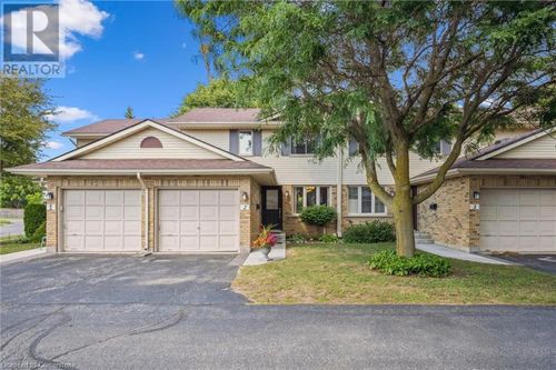 2-375 Kingscourt Dr, Waterloo, ON, N2K3N7 | Card Image