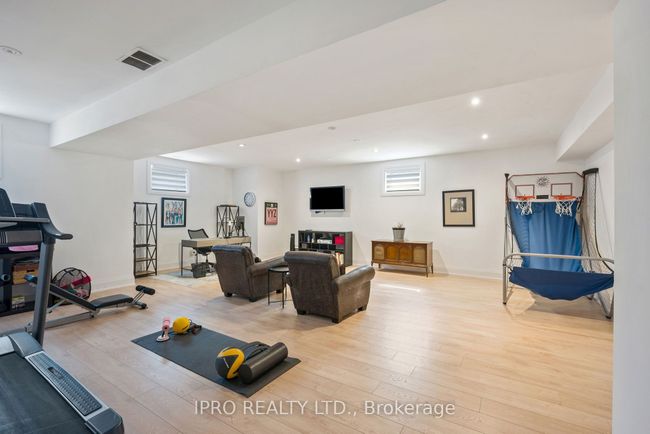 1 Gallagher Cres, House other with 6 bedrooms, 4 bathrooms and 10 parking in Midhurst ON | Image 39