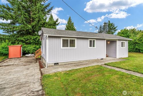175 Jacobson Rd, Cathlamet, WA, 98612-9532 | Card Image