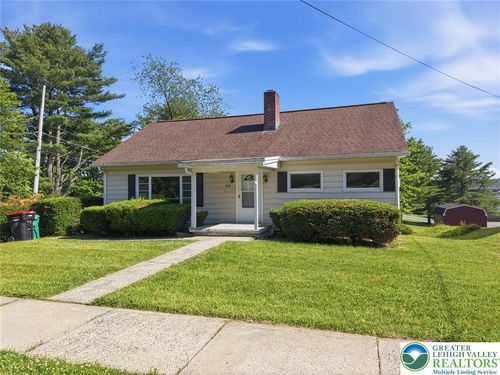 929 Coal St, Lehighton, PA, 18235-1106 | Card Image
