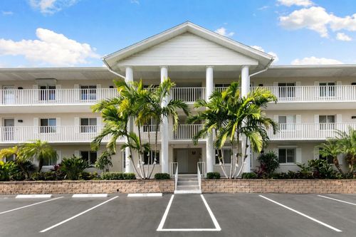 m103-3072 Sandpiper Bay Cir, NAPLES, FL, 34112-5636 | Card Image