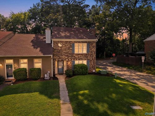 6720 Steeplechase Dr Nw, Huntsville, AL, 35806-2060 | Card Image