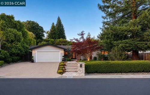 2589 Pebble Beach Loop, Lafayette, CA, 94549-1717 | Card Image