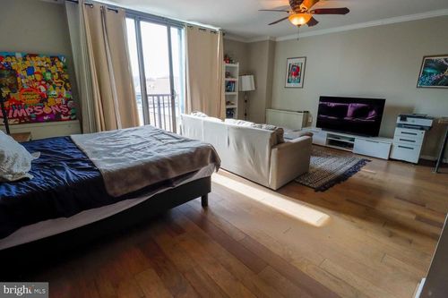 apt-417-4242 E West Hwy, CHEVY CHASE, MD, 20815-5959 | Card Image