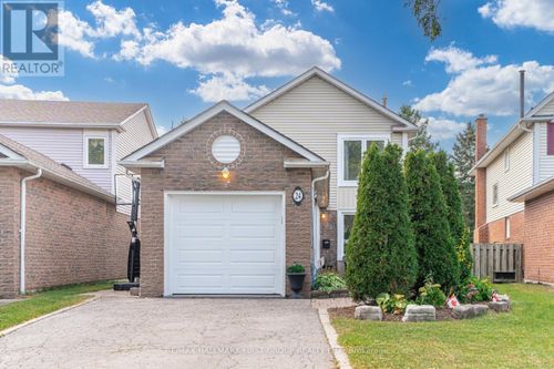 24 Habitant Cres, Whitby, ON, L1P1E2 | Card Image