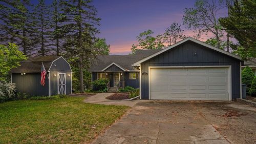 3237 Big Buck Trl, Hale, MI, 48739-8815 | Card Image