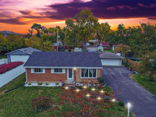 7931 S 83rd Ct, Justice, IL, 60458-1511 | Card Image