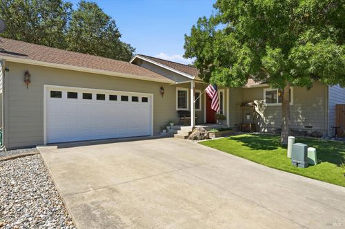 1090 Penelope Court, Lakeport, CA, 95453 | Card Image