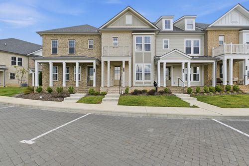 152 Nearwater Pl, Hendersonville, TN, 37075-3279 | Card Image