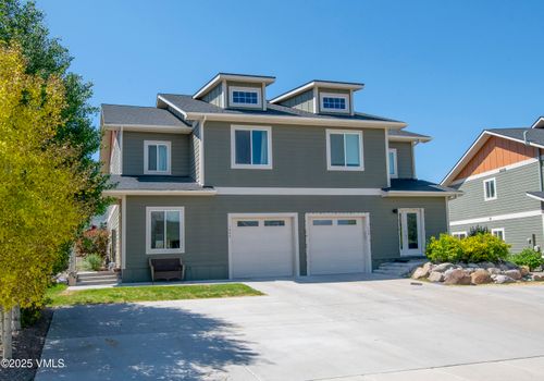 1000 Hawks Nest Ln, Gypsum, CO, 81637-5098 | Card Image
