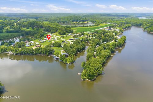 860 Willow Oaks Dr, Decaturville, TN, 38329 | Card Image