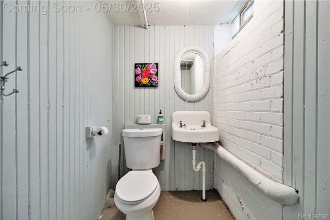 Half bath in basement | Image 14