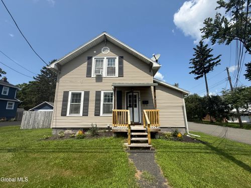 49 Kunker Ave, Latham, NY, 12110-3824 | Card Image