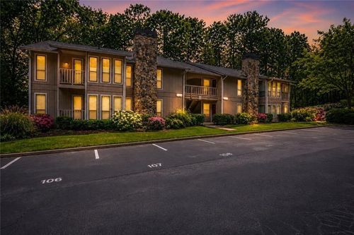 3843 Woodridge Way, Tucker, GA, 30084-2158 | Card Image