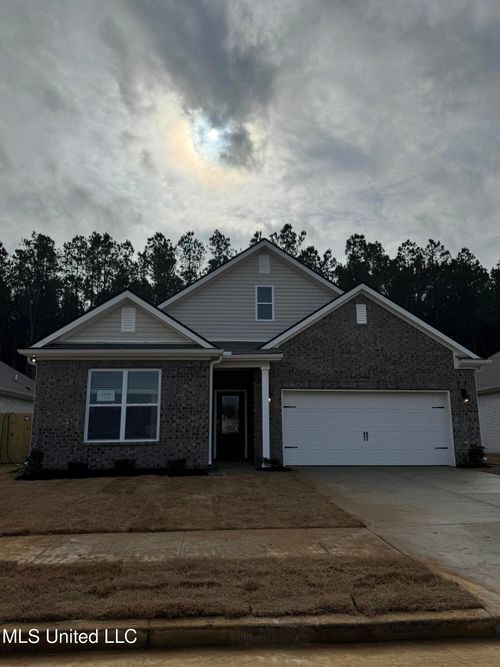 74 Harvest Dance Dr, Byhalia, MS, 38611-1129 | Card Image