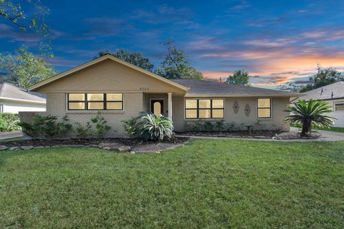 4525 Waycross Dr, Houston, TX, 77035-3721 | Card Image