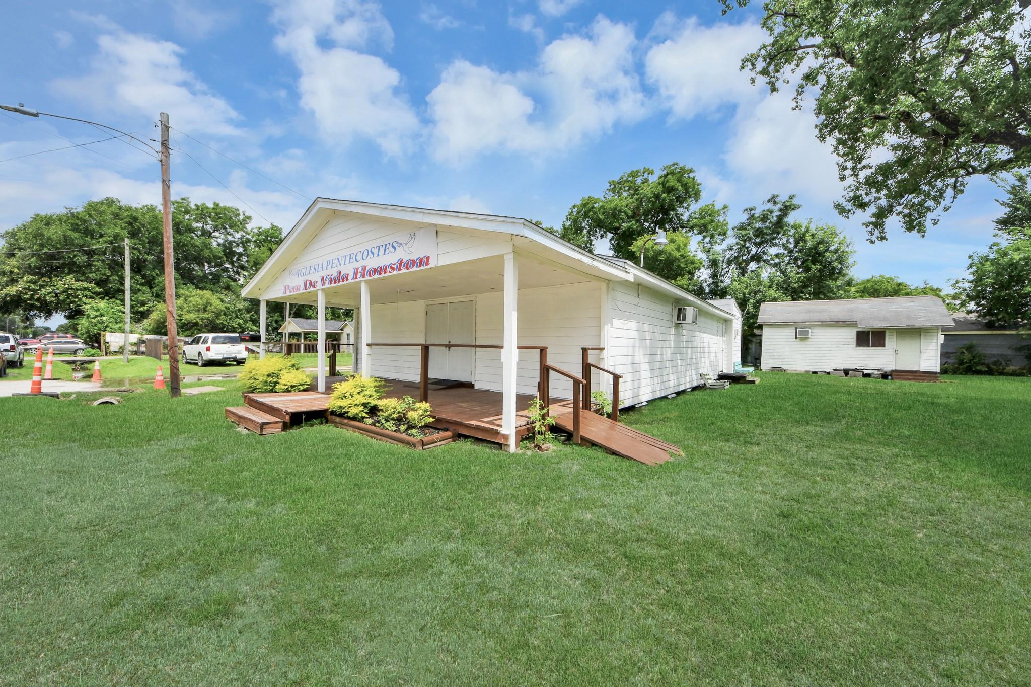 Residential Income in Houston 2