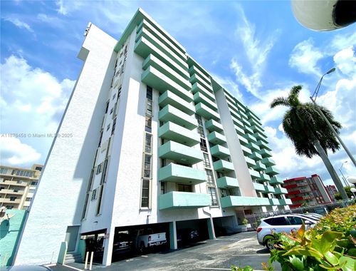 apt-1002-1825 W 44th Pl, Hialeah, FL, 33012-7447 | Card Image