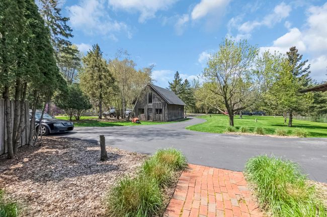 view from the front door towards the street | Image 12