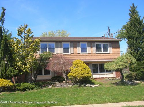 15 Cardinal Ct, Marlboro, NJ, 07746-1809 | Card Image