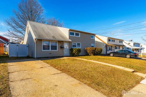 77 Marion St, Carteret, NJ, 07008-1932 | Card Image