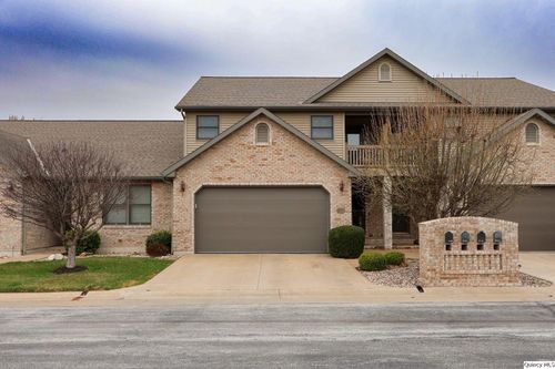 3904 Abbey Ridge Ct, Quincy, IL, 62305-0813 | Card Image