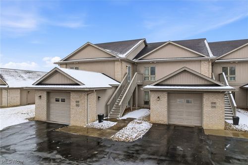 574 Lakeview Blvd. Boulevard, Lake Milton, OH, 44429 | Card Image