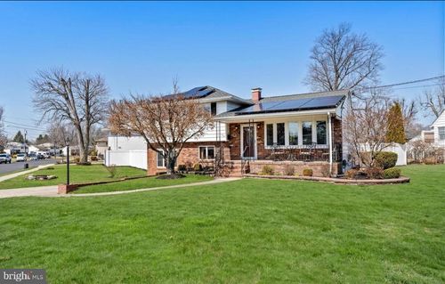 105 Gary Dr, Trenton, NJ, 08690-3117 | Card Image
