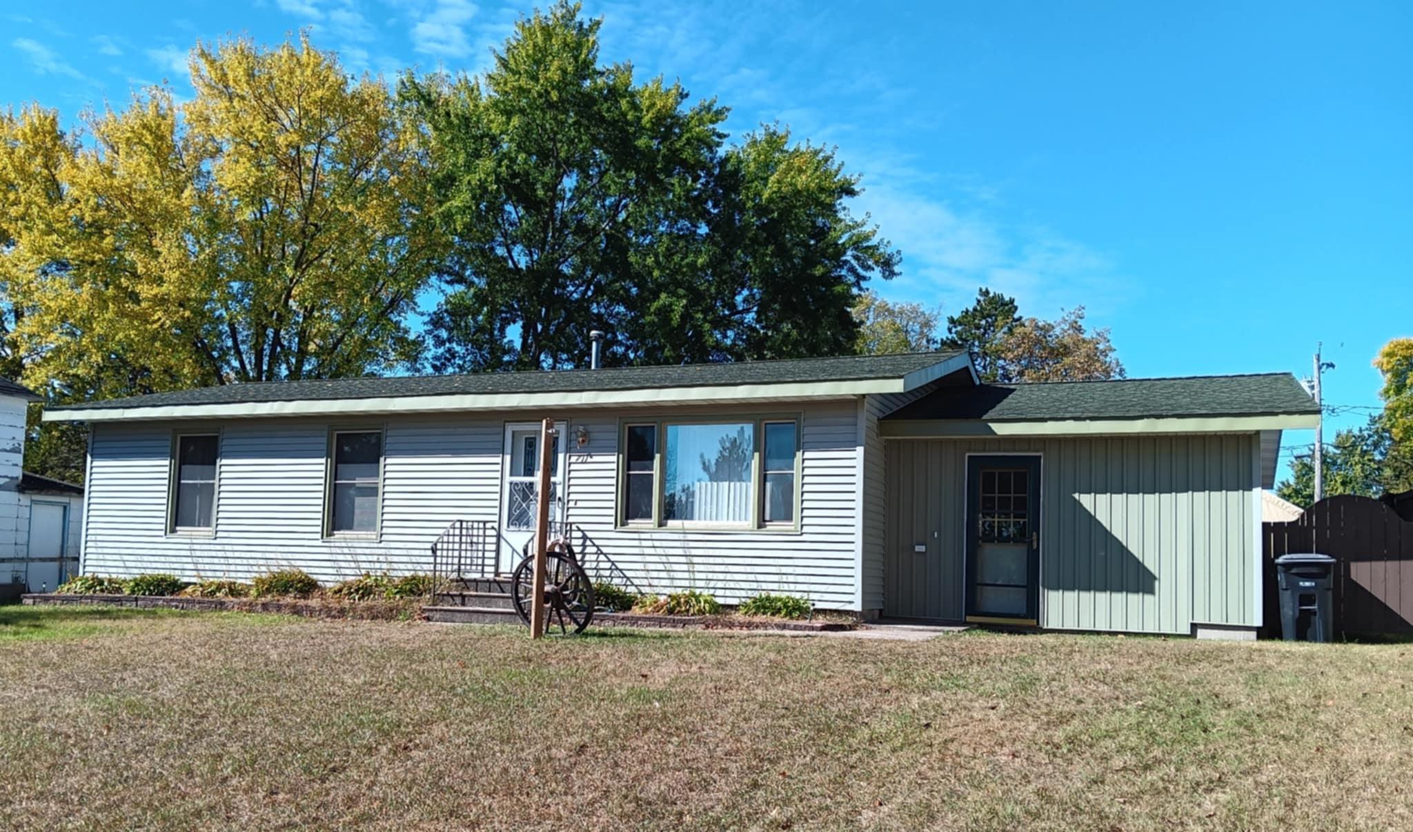 9th St, Little Falls, MN 56345